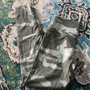 Victoria’s Secret PINK ultimate legging